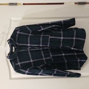 🔥BeachLunchLounge Long Sleeve Green Plaid Button down Shirt